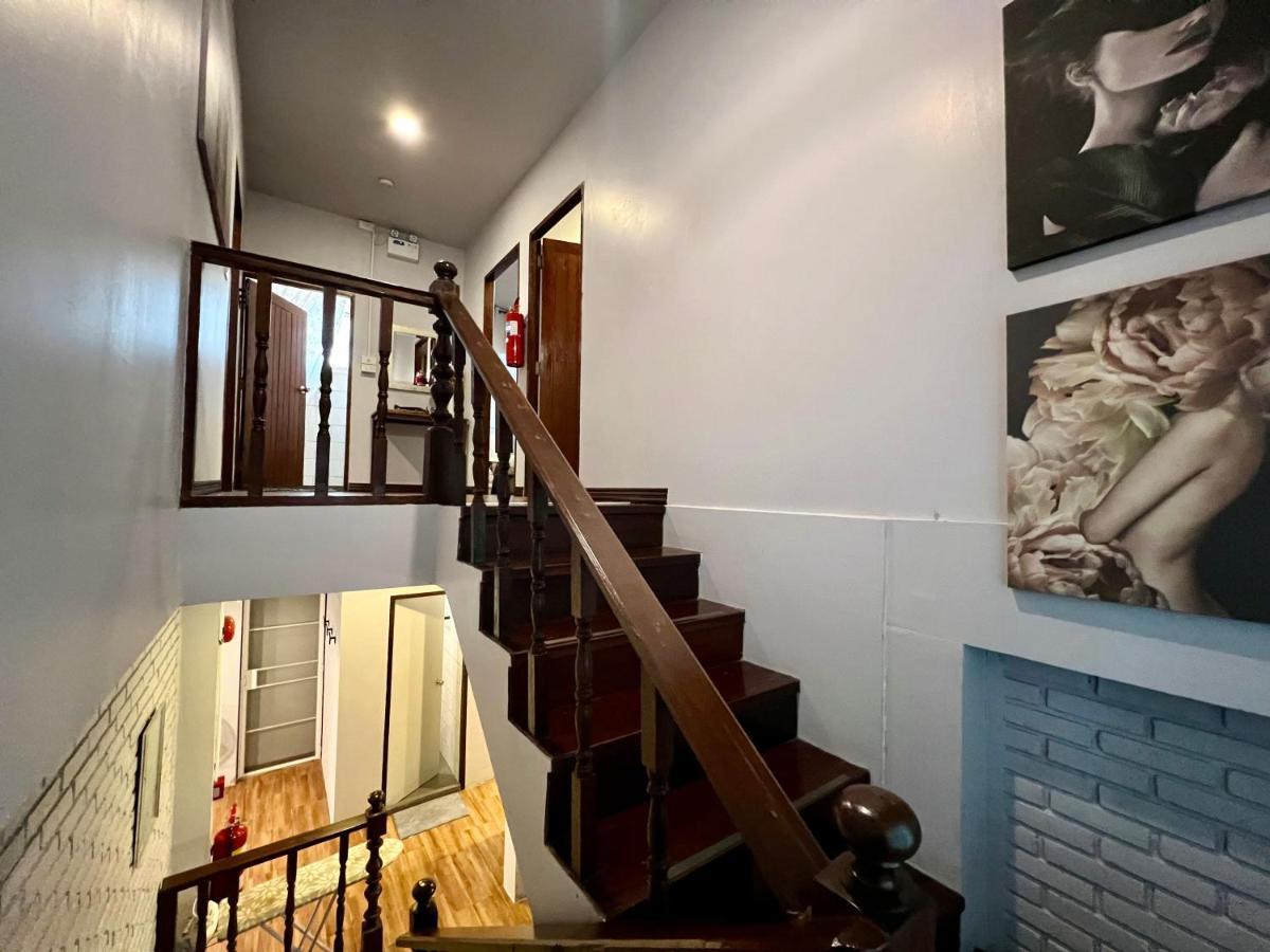 Mini-Me Home, A Cozy Entire House In Old City Chiang Mai Exterior photo